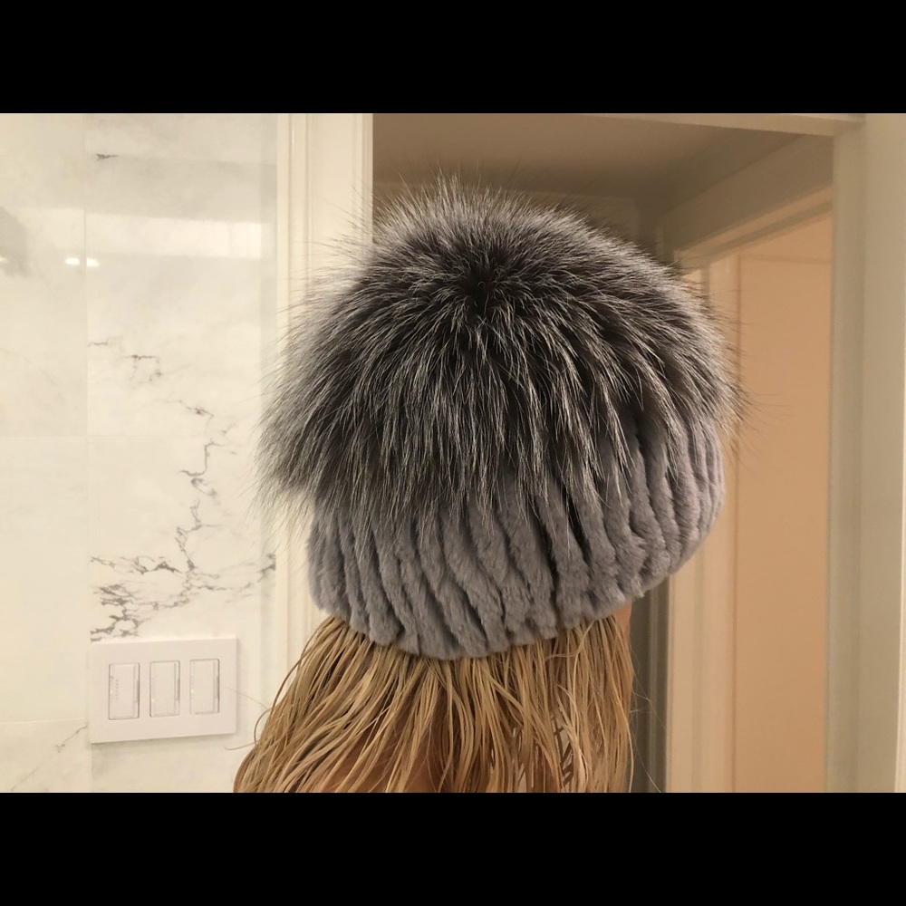 Unique Rabbit and fox Fur hat - Picture 5 of 5